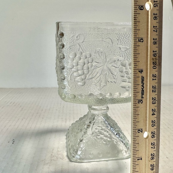 Indiana Glass Clear Raised Harvest Grape Design Square Pedestal Candy Dish - Picture 12 of 12